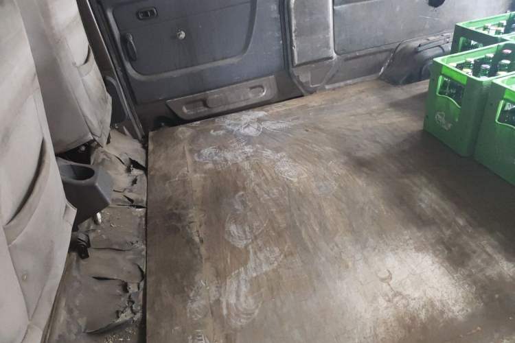 Used Jinbei Hiace X30 2019 1.5L Comfort Edition China VI SWC15M Left Rear Seat