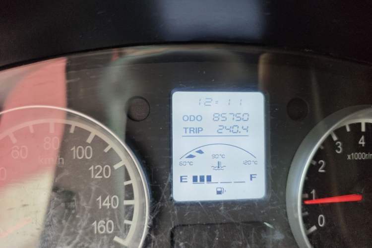 Used Jinbei Hiace X30 2019 1.5L Van Comfort Model China VI SWC15M Odometer Close Up