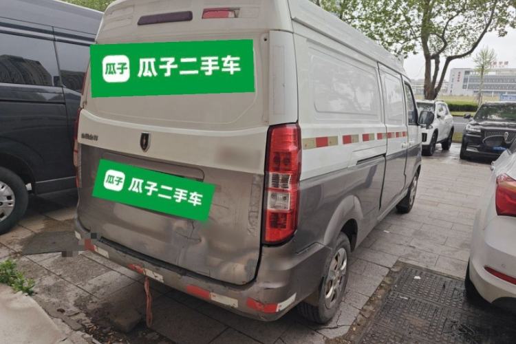 Used Jinbei Hiace X30  Rear Right 45 Deg