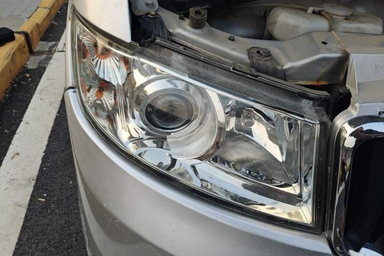 Used Jinbei Hiace X30 2019 1.5L Van Standard Model China VI SWC15M Right Front Headlight