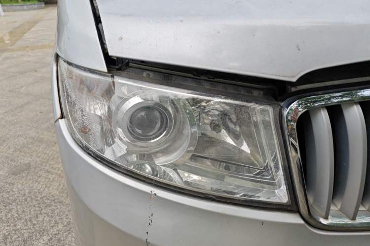 Used Jinbei Hiace X30 2019 1.5L Standard Version China VI SWC15M Right Front Headlight