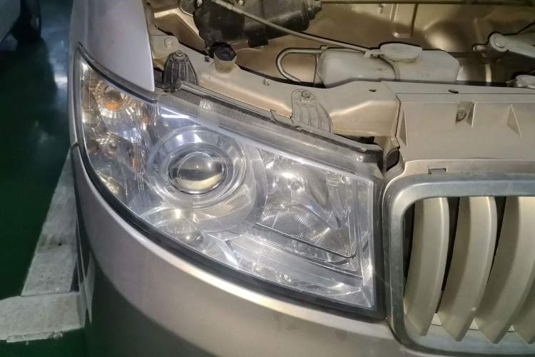 Used Jinbei Hiace X30 2019 1.5L Van Comfort Model China VI SWC15M Right Front Headlight