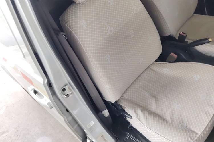 Used Jinbei Hiace X30 2019 1.5L Van Standard Model China VI SWC15M Right Front Seat