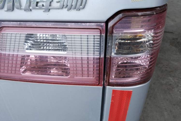 Used Jinbei Hiace X30 2019 1.5L Van Standard Model China VI SWC15M Right Rear Taillight