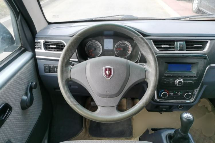 Used Jinbei Hiace X30 2019 1.5L Standard Version China VI SWC15M Steering Wheel