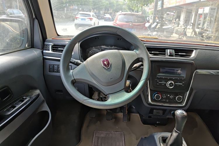 Used Jinbei Hiace X30 2019 1.5L Standard Version China VI SWC15M Steering Wheel