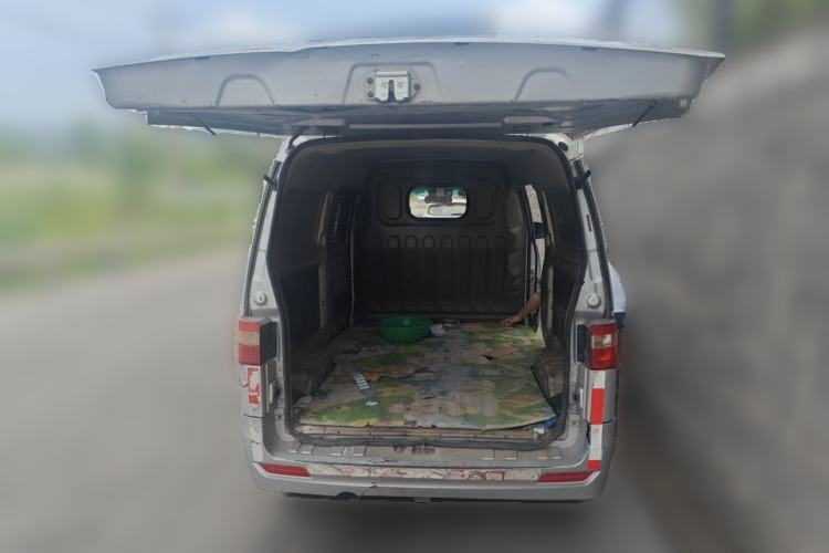 Used Jinbei Hiace X30  Trunk