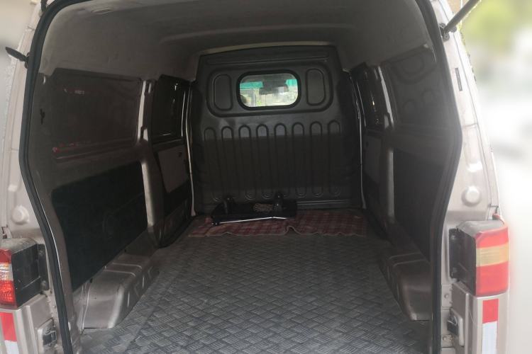 Used Jinbei Hiace X30 2019 1.5L Van Standard Model China VI SWC15M Trunk