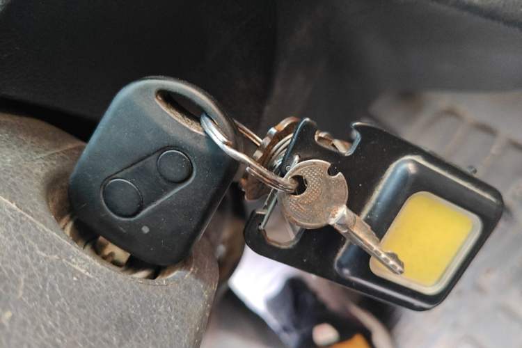 Used Jinbei Hiace X30 2019 1.5L Van Standard Model China VI SWC15M Vehicle Key