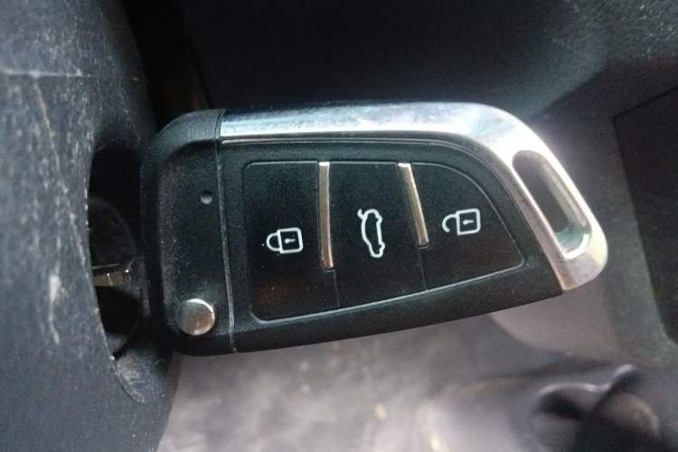 Used Jinbei Hiace X30 2019 1.5L Comfort Edition China VI SWC15M Vehicle Key