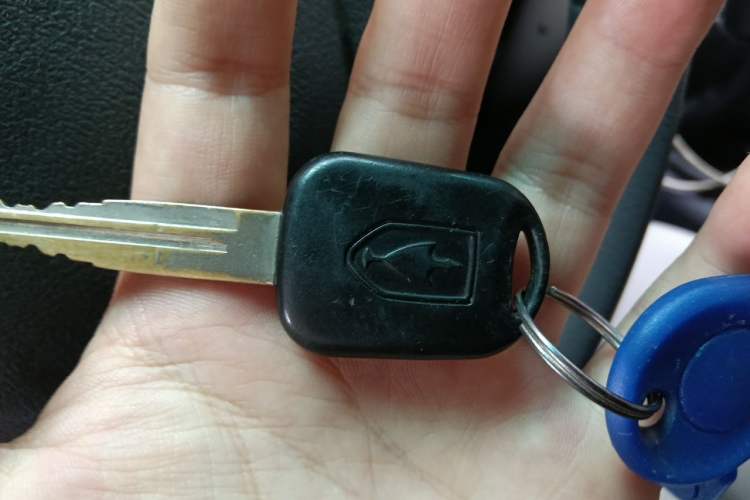 Used Jinbei Hiace X30 2019 1.5L Standard Version China VI SWC15M Vehicle Key