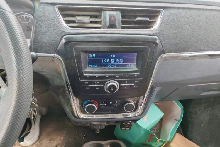 Used Jinbei Hiace X30 2019 1.5L Standard Version China VI SWC15M Audio And AC Panel
