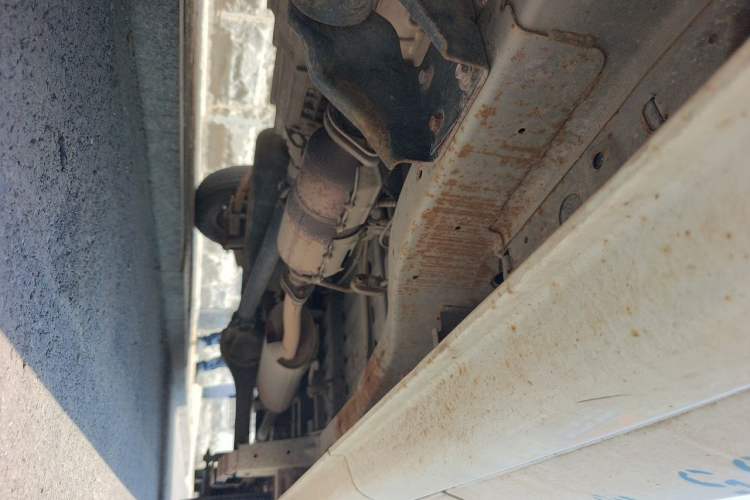 Used Jinbei Hiace X30 2019 1.5L Standard Version China VI SWC15M Chassis Front Left