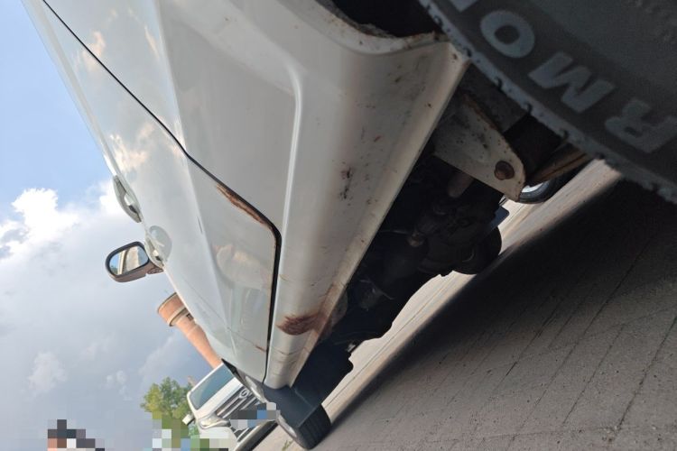 Used Jinbei Hiace X30  Chassis Rear Left