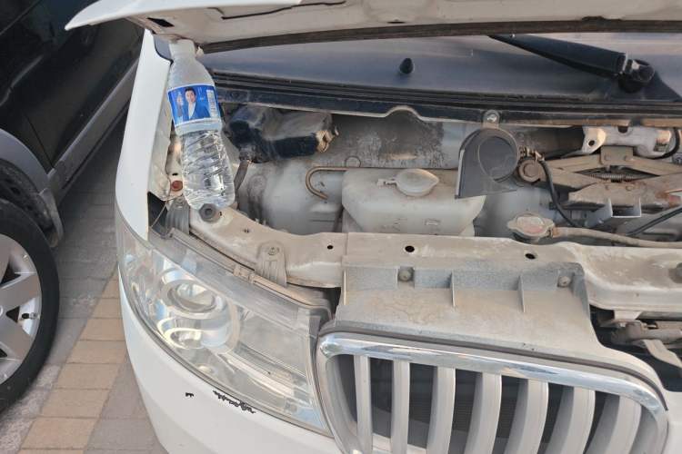 Used Jinbei Hiace X30  Engine Bay Right