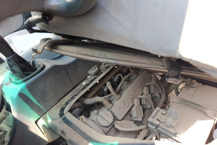 Used Jinbei Hiace X30 2019 1.5L Standard Version China VI SWC15M Engine Bay