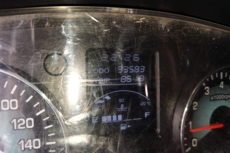 Used Jinbei Hiace X30 2019 1.5L Van Standard Model China VI SWC15M Odometer Close Up