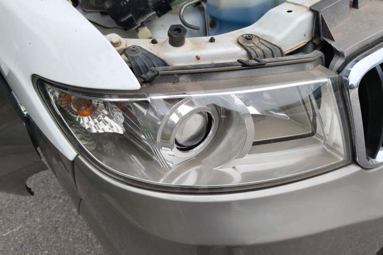 Used Jinbei Hiace X30 2019 1.5L Van Standard Model China VI SWC15M Right Front Headlight