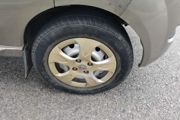 Used Jinbei Hiace X30 2019 1.5L Van Standard Model China VI SWC15M Right Front Wheel Hub