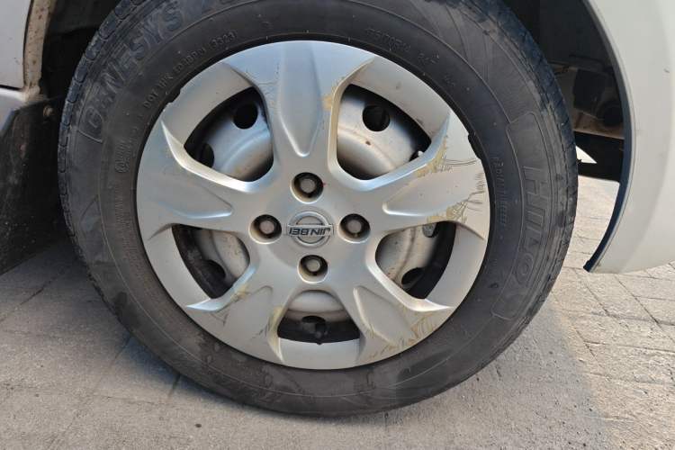 Used Jinbei Hiace X30  Right Front Wheel Hub