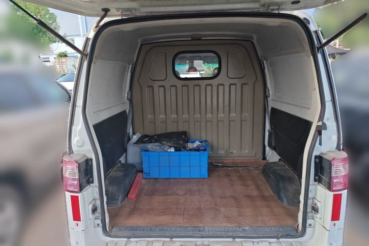 Used Jinbei Hiace X30  Trunk