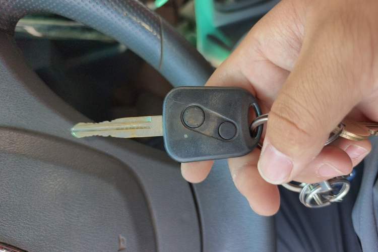 Used Jinbei Hiace X30 2019 1.5L Standard Version China VI SWC15M Vehicle Key
