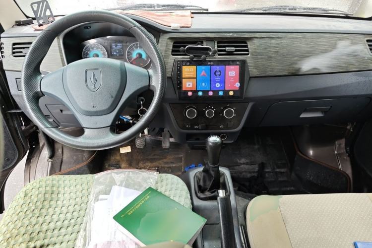 Used Jinbei Hiace X30 2020 1.5L Super-Comfortable Version China VI Standard SWC15M Center Console