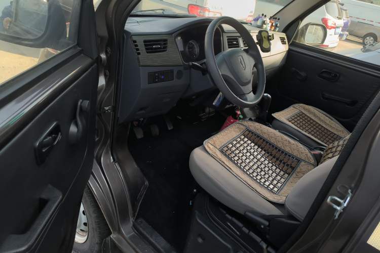Used Jinbei Hiace X30 2020 1.5L Van Super-Enjoyment Model China VI Standard SWC15M Driver Seat