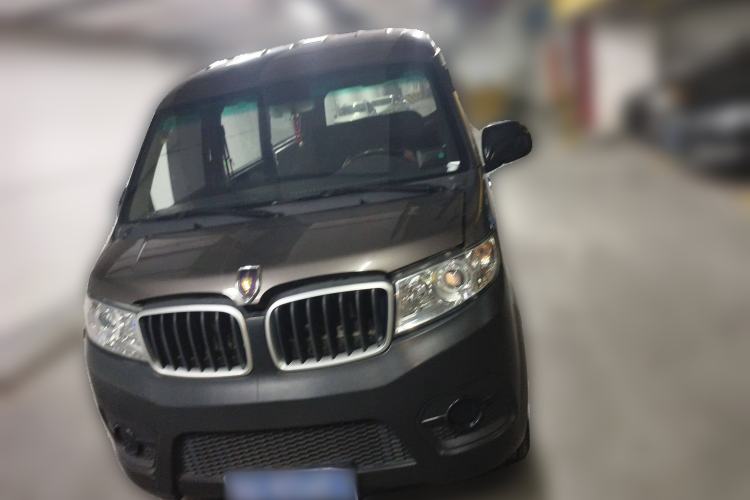 Used Jinbei Hiace X30 2020 1.5L Super-Comfortable Version China VI Standard SWC15M Exterior 1
