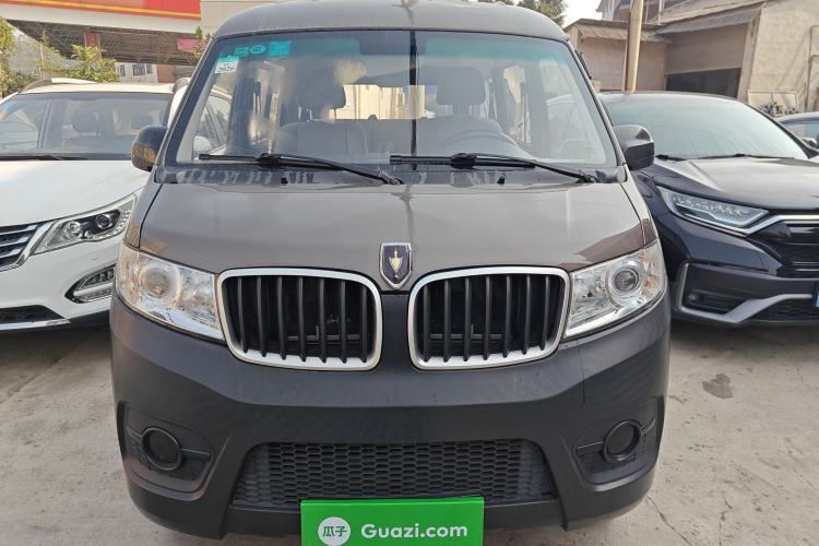 Used Jinbei Hiace X30 2020 1.5L Super-Comfortable Version China VI Standard SWC15M Exterior 1