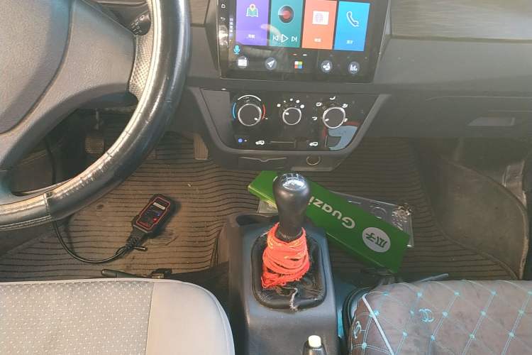 Used Jinbei Hiace X30 2020 1.5L Super-Comfortable Version China VI Standard SWC15M Gear Lever