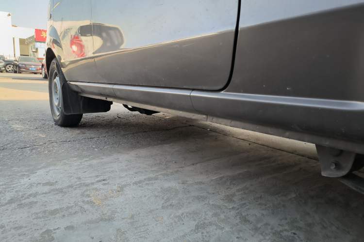 Used Jinbei Hiace X30 2020 1.5L Van Super-Enjoyment Model China VI Standard SWC15M Left Side Sill