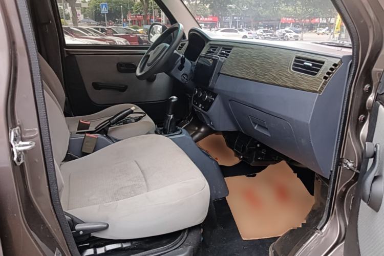 Used Jinbei Hiace X30 2020 1.5L Van Super-Enjoyment Model China VI Standard SWC15M Right Front Seat