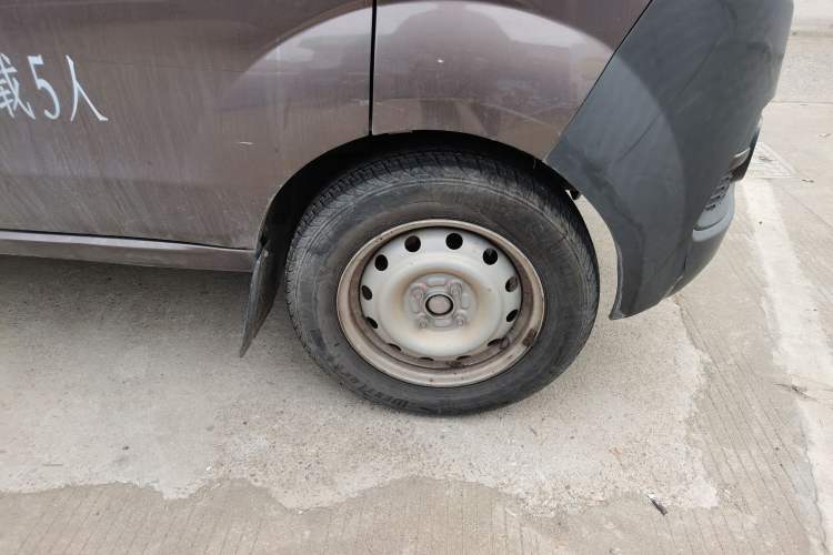 Used Jinbei Hiace X30 2020 1.5L Super-Comfortable Version China VI Standard SWC15M Right Front Wheel Hub