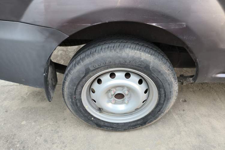 Used Jinbei Hiace X30 2020 1.5L Van Super-Enjoyment Model China VI Standard SWC15M Right Rear Wheel Hub