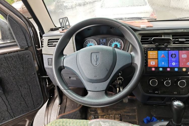 Used Jinbei Hiace X30 2020 1.5L Super-Comfortable Version China VI Standard SWC15M Steering Wheel