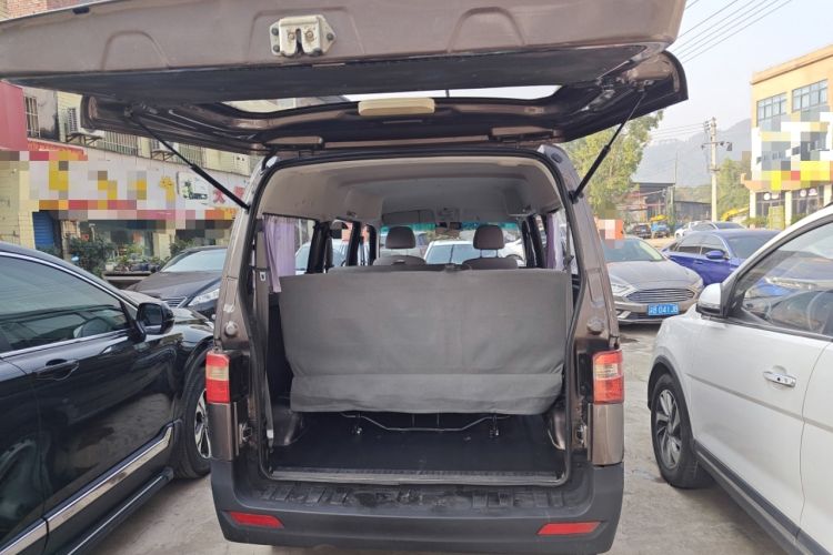 Used Jinbei Hiace X30 2020 1.5L Super-Comfortable Version China VI Standard SWC15M Trunk