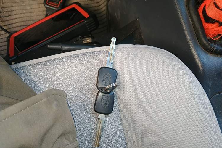 Used Jinbei Hiace X30 2020 1.5L Super-Comfortable Version China VI Standard SWC15M Vehicle Key