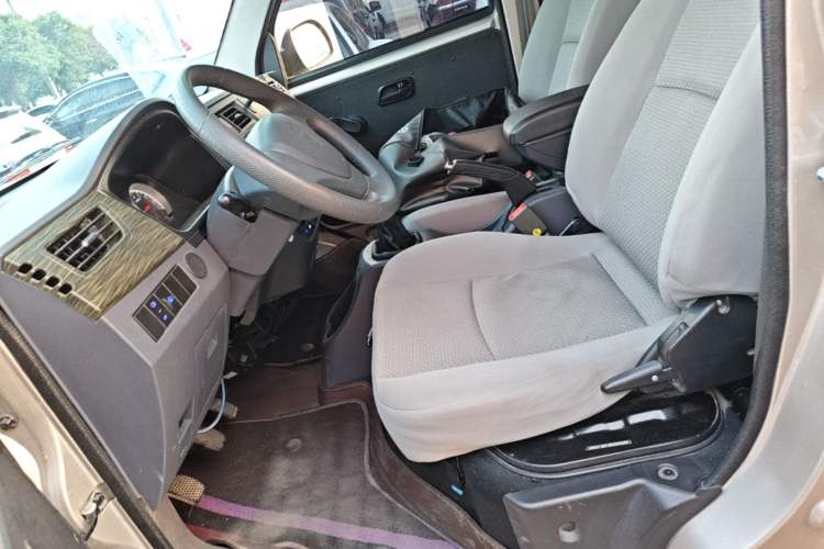Used Jinbei Hiace X30 2020 1.5L Van Super-Enjoyment Model China VI Standard SWC15M Left Front Seat