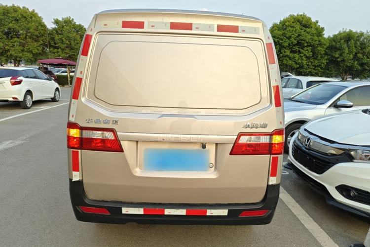 Used Jinbei Hiace X30 2020 1.5L Van Super-Enjoyment Model China VI Standard SWC15M Rear