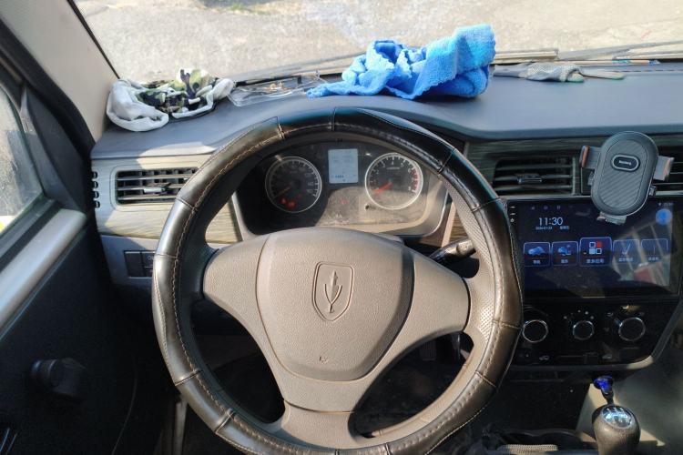 Used Jinbei Hiace X30 2020 1.5L Super-Comfortable Version China VI Standard SWC15M Steering Wheel