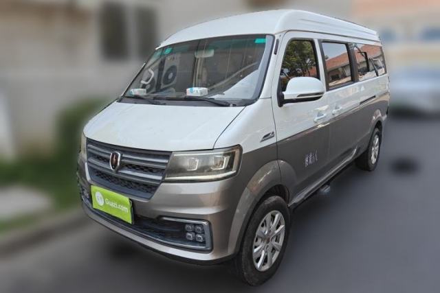 Used Jinbei Hiace X30 2020 1.5L Super-Comfortable Version China VI Standard SWC15M