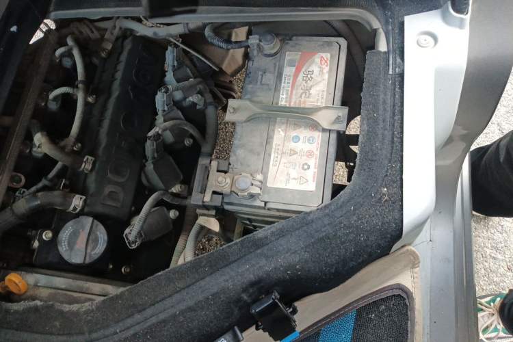 Used Jinbei Hiace X30 2020 1.5L Van Super-Enjoyment Model China VI Standard SWC15M Engine Bay Left