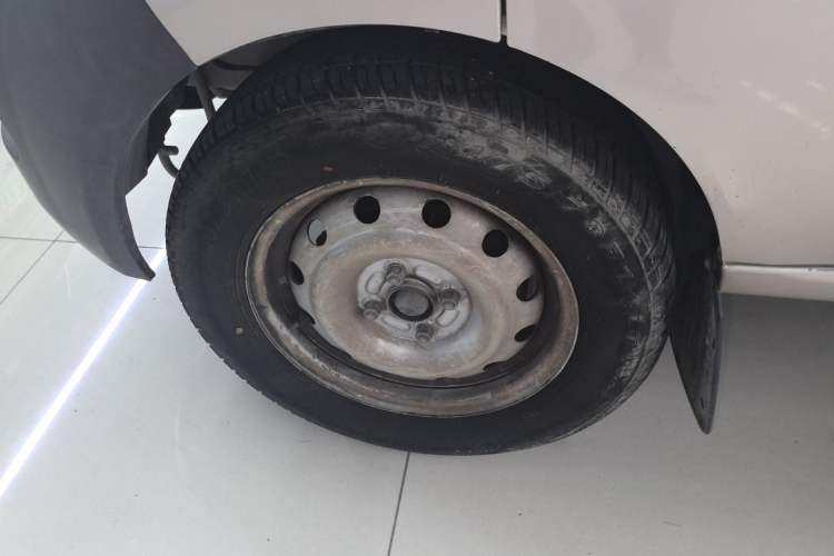 Used Jinbei Hiace X30 2020 1.5L Super-Comfortable Version China VI Standard SWC15M Exterior 4