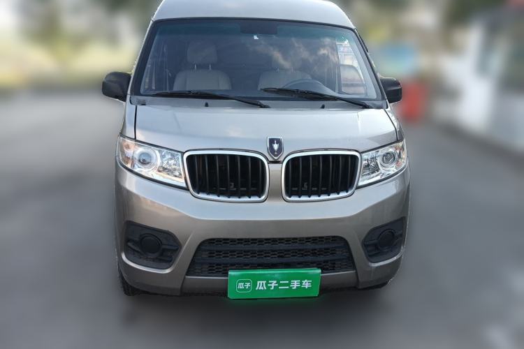 Used Jinbei Hiace X30 2020 1.5L Van Super-Enjoyment Model China VI Standard SWC15M Front