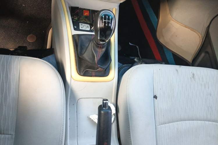 Used Jinbei Hiace X30 2020 1.5L Van Super-Enjoyment Model China VI Standard SWC15M Gear Lever