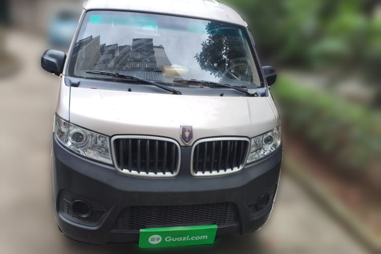 Used Jinbei Hiace X30 2020 1.5L Super-Comfortable Version China VI Standard SWC15M Front