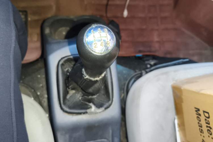 Used Jinbei Hiace X30 2020 1.5L Super-Comfortable Version China VI Standard SWC15M Gear Lever