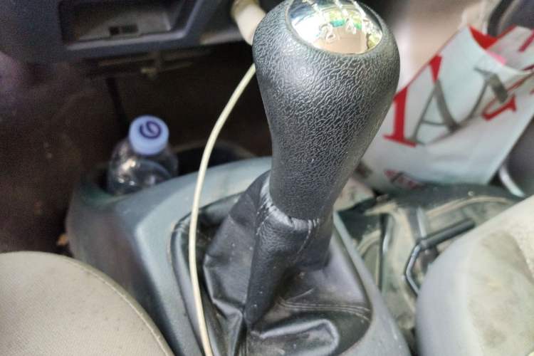 Used Jinbei Hiace X30 2020 1.5L Van Super-Enjoyment Model China VI Standard SWC15M Gear Lever