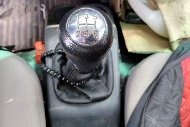 Used Jinbei Hiace X30 2020 1.5L Van Super-Enjoyment Model China VI Standard SWC15M Gear Lever